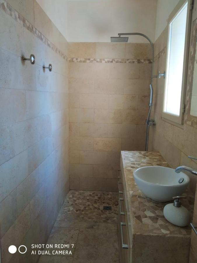 Holiday home Proche Uzes Petit Avec Grande Cuisine D'ete Et Piscine