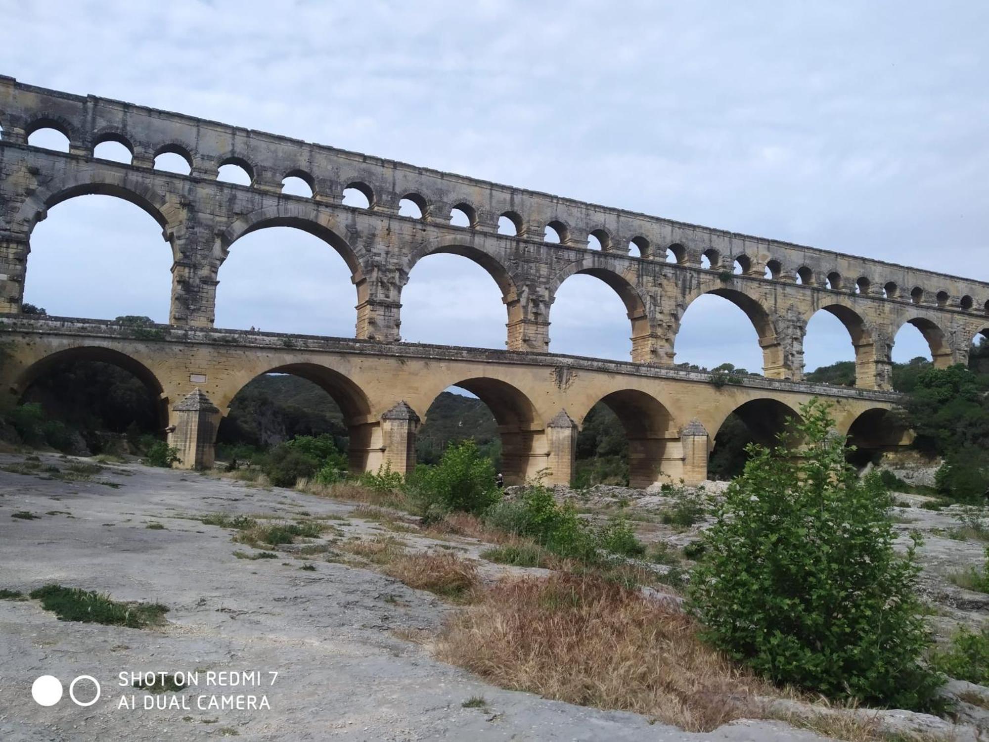 Holiday home Proche Uzes Petit Avec Grande Cuisine D'ete Et Piscine Saint-Siffret